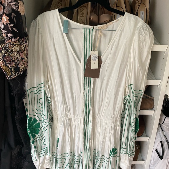 RARE NWT ANTHROPOLOGIE Forever That Girl Embroidered Mini Dress. Size M - Picture 6 of 10